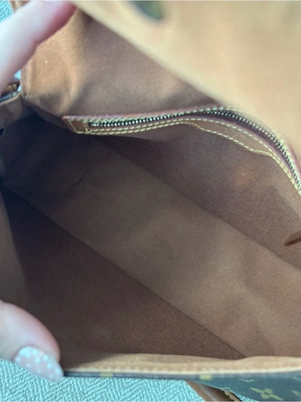 Louis Vuitton Mini Looping Vintage